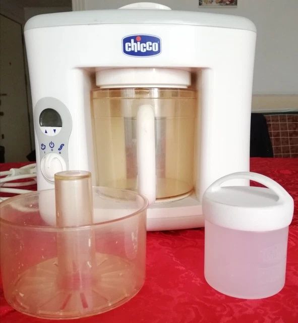 Пароварка-блендер Chicco Easy Meal.
Это устройство предназначено для п