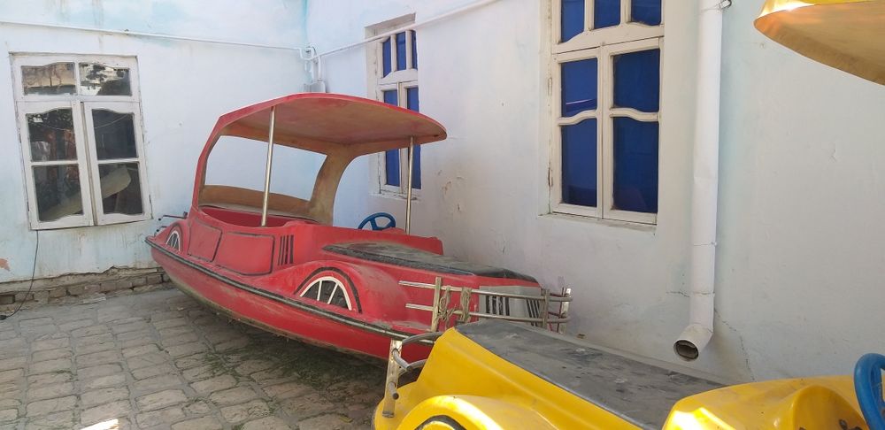 Электро катамаран сотилади.