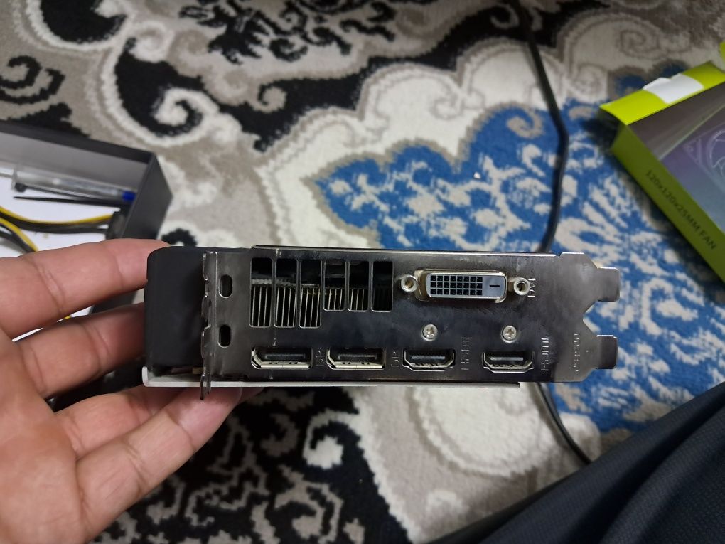 Videokarta rx580 4GB!!!