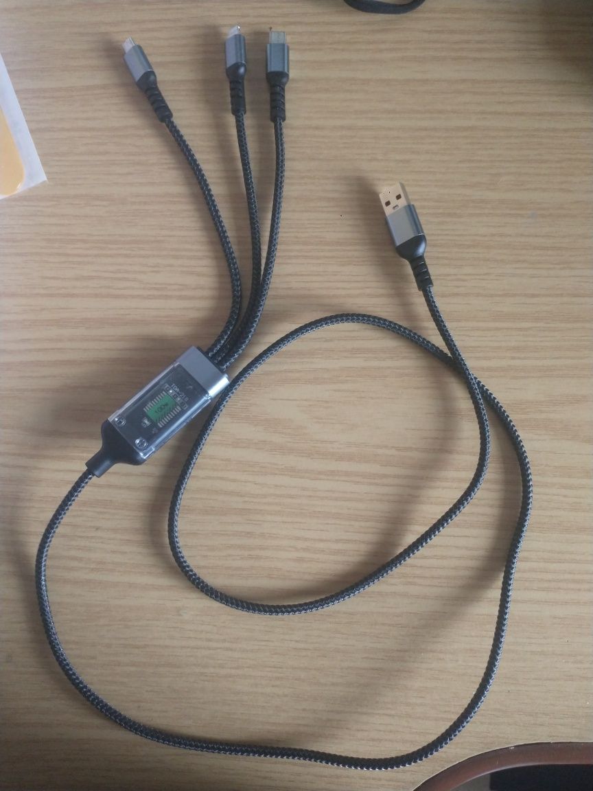 Cablu de alimentare ,3 mufe 100w