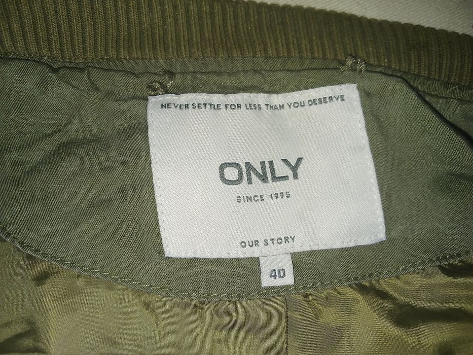 Gecuță Only, perfectă pentru serile răcoroase de vară/primăvară