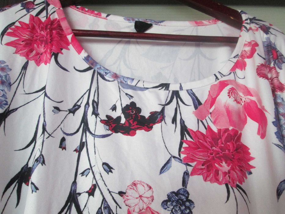 bluza cu flori extralarge dame