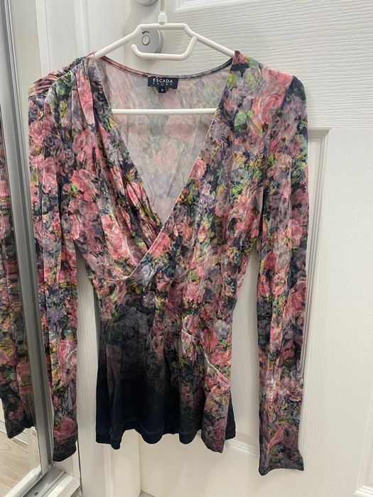 Bluzita Escada marimea S-M