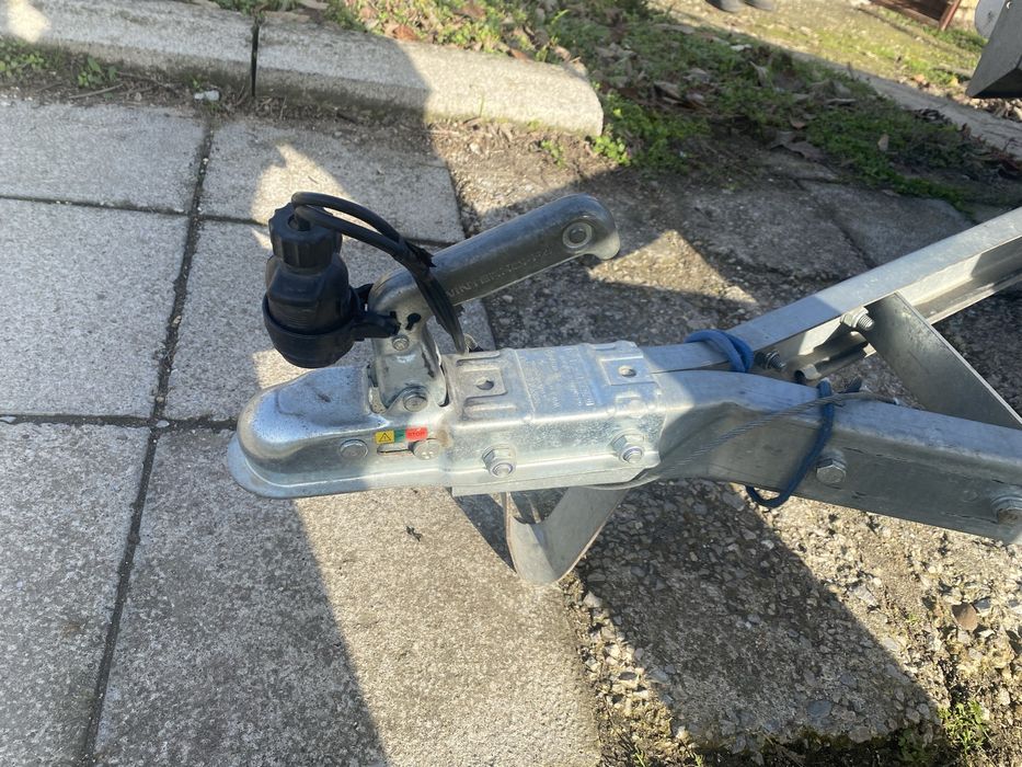 Ремарке с документи