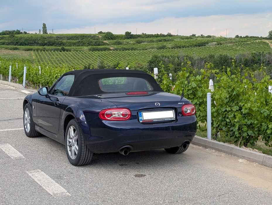 Vand Mazda MX5 NC2, an 2011, motor 1.8, in stare excelenta