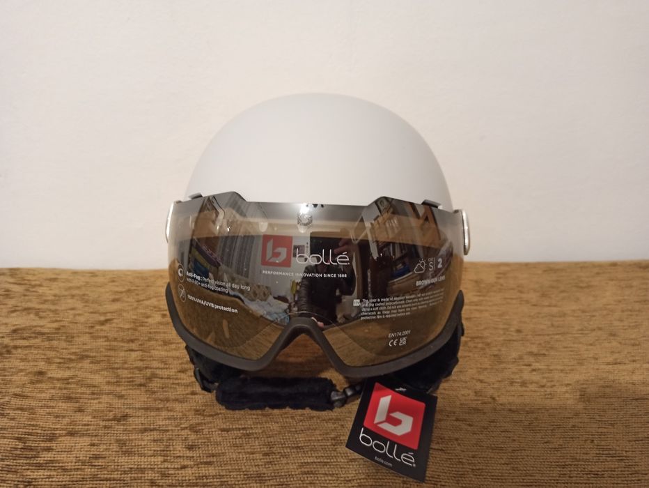 Casca schi ski Bollé Might Visor Offwhite Matte. (NOUĂ)