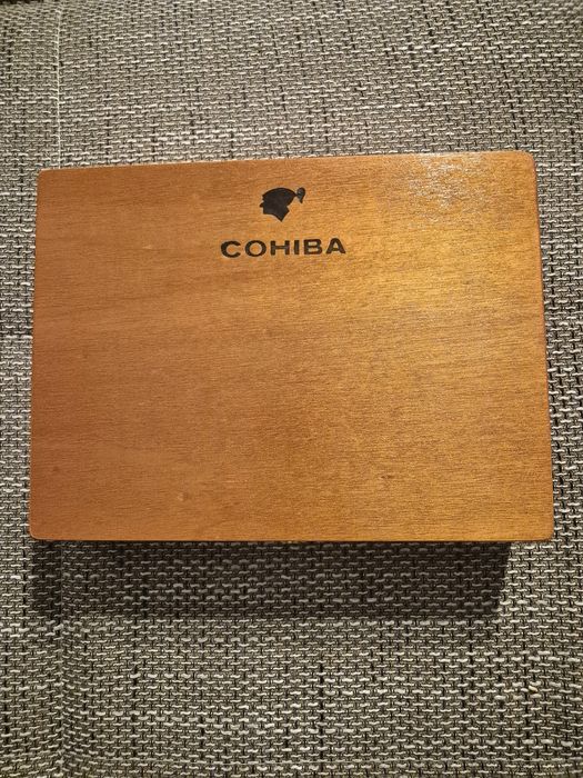 Cutie trabucuri Cohiba Esplendidos