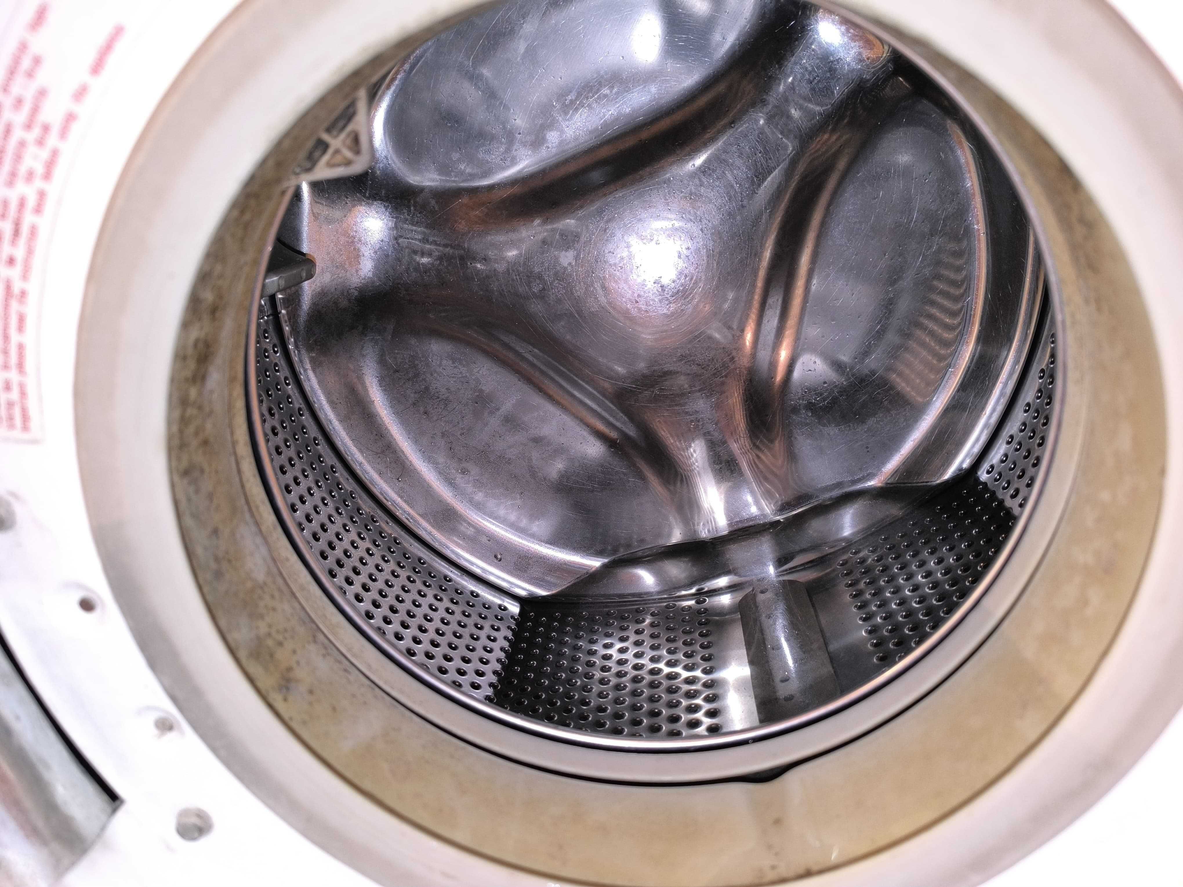 Продаю стиральную машинку Zanussi f805n