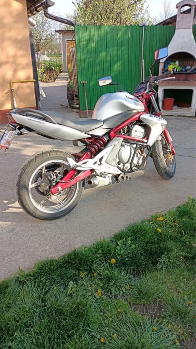 Kawasaki ER-6n an