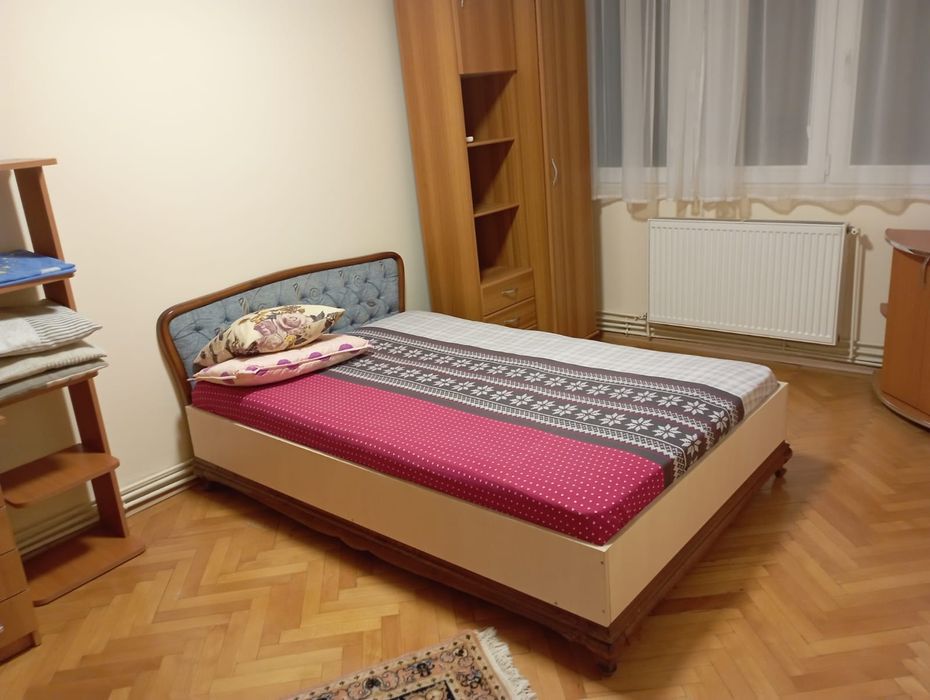 Apartament de închiriat