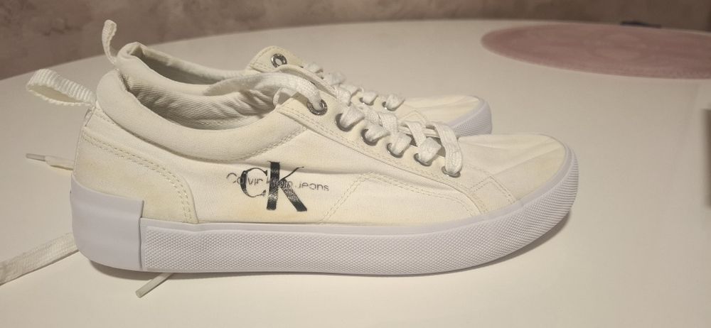 Tenisi Calvin Klein nr 37