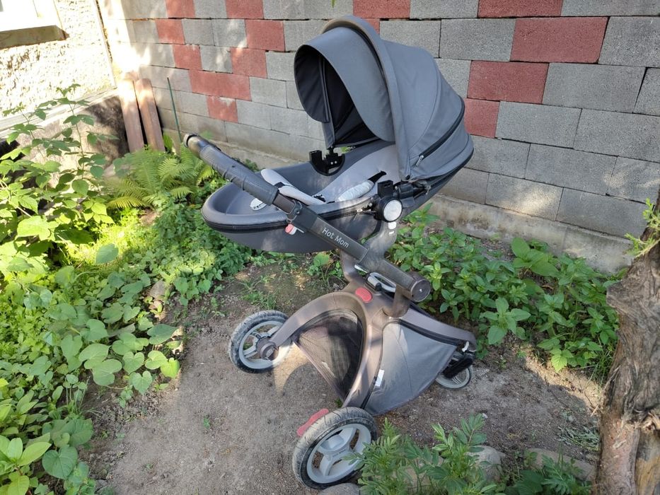 Продам коляску от 0-3 лет