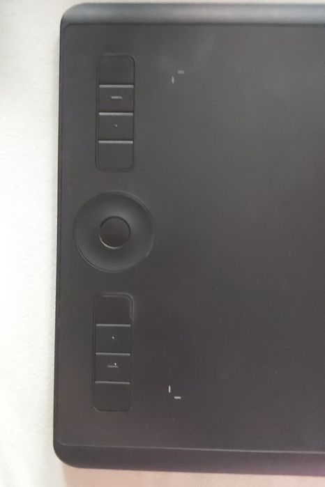 Tableta Wacom Intuos Pro, mărime M