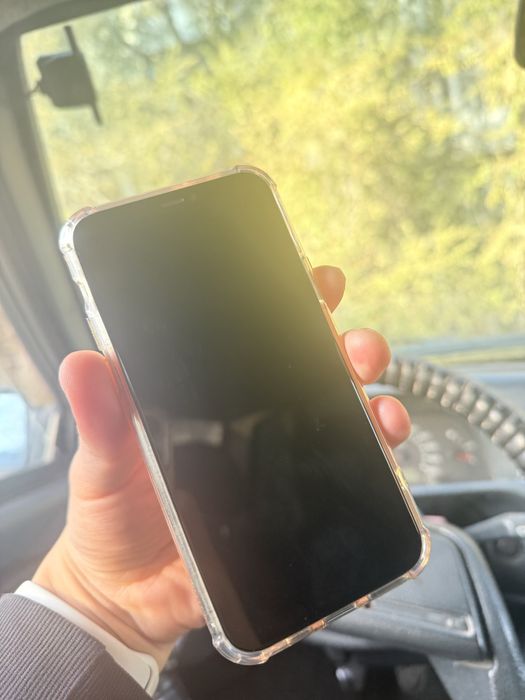 Продаю айфон 11про iphone 11 pro