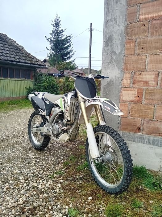 Cross Yamaha yz250f