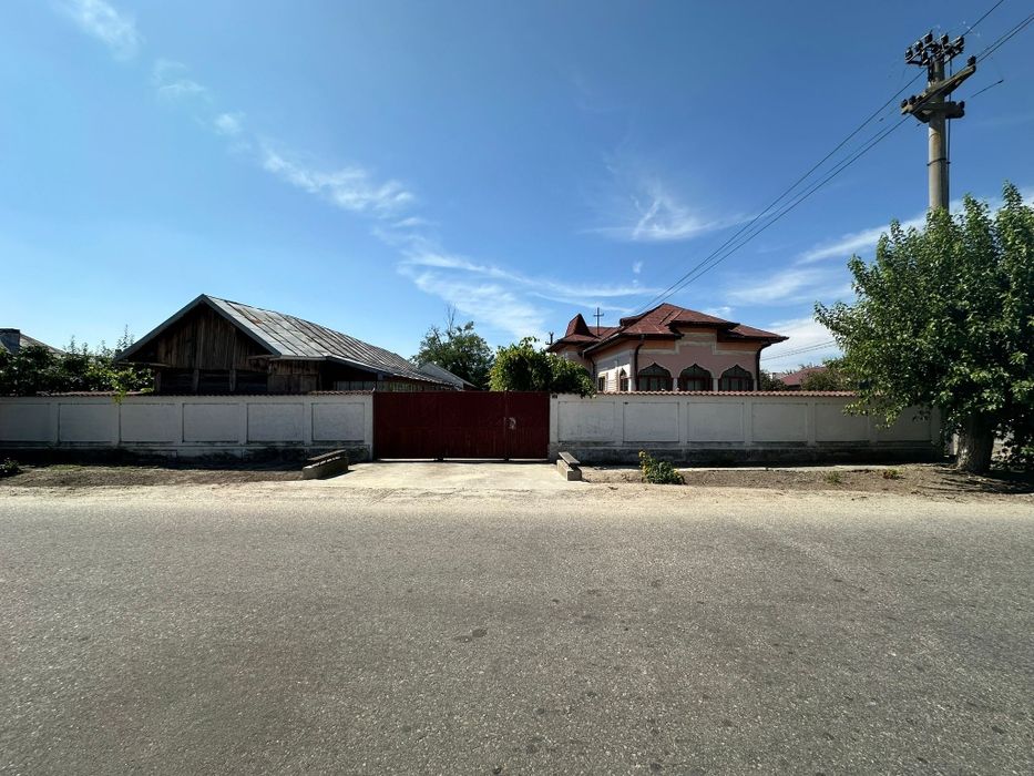 Casa de vânzare Falcoiu