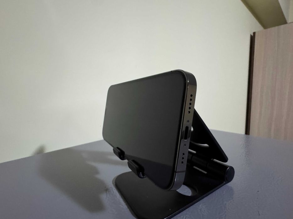 iPhone 12 Pro 512GB Graphite неразличим от нов !!!