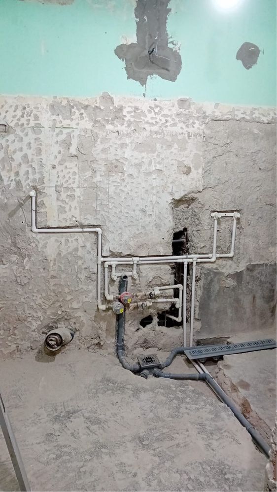 Instalatii sanitare, electrice, amenajari ( gresie, parchet etc)