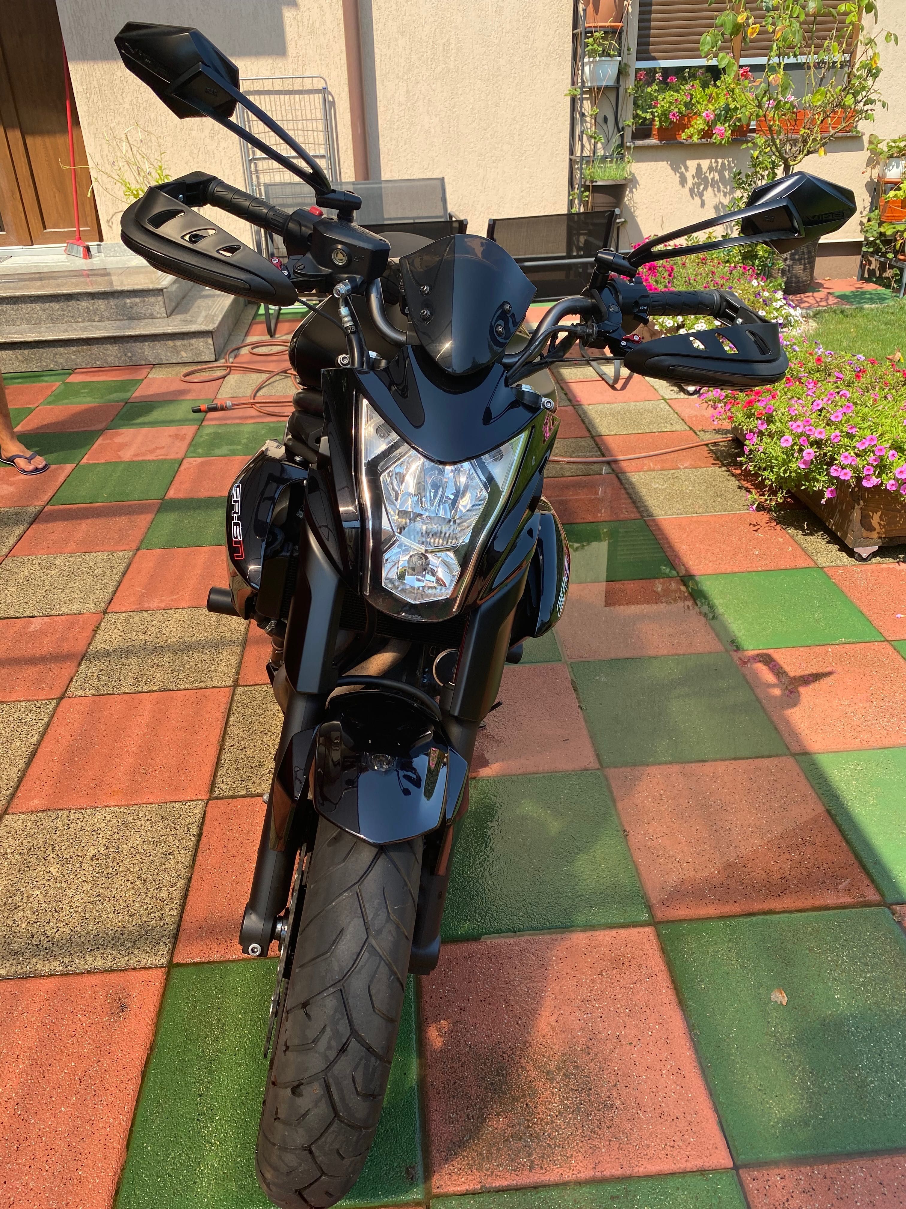 Kawasaki er6-N 2012