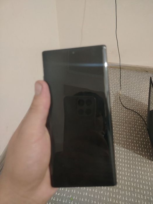 Samsung note 10+5g   12/512