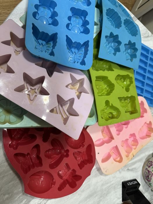 Целиконовые формы для выпечки