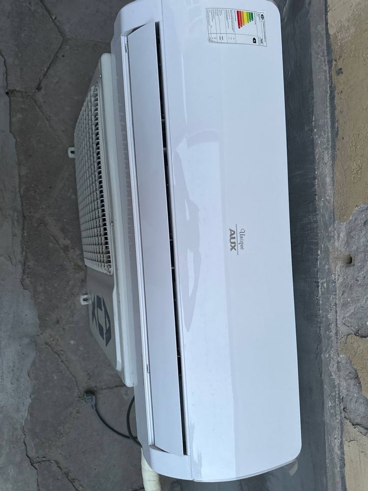 Konditsioner Aux 18