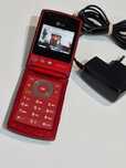 Super telefon cu clapeta Lg cu încărcător original