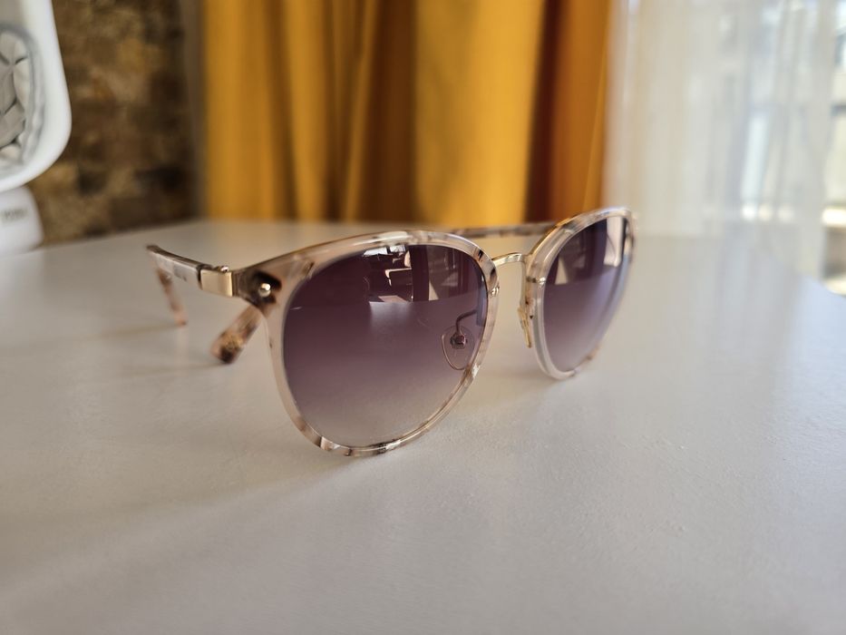 Дамски слънчеви очила