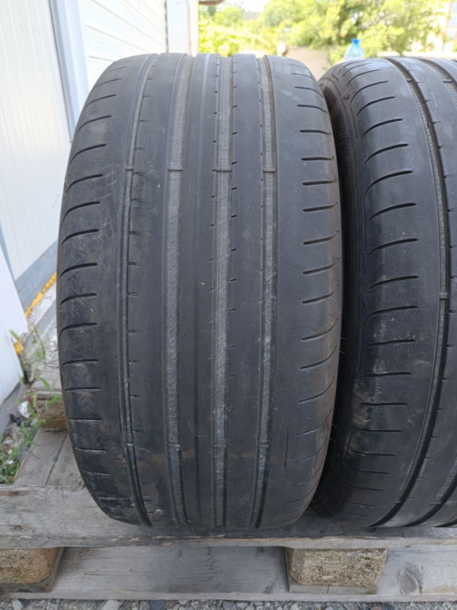 245 40 R 18 GOODYEAR Дот 4421