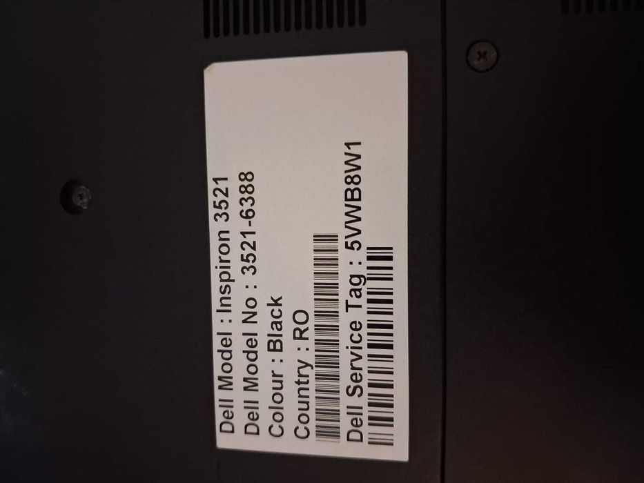 Vand Laptop Dell 3521