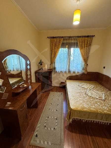 Тристаен апартамент в кв. Тракия, 63805