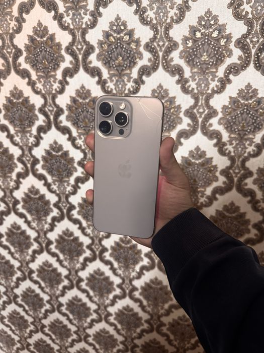 Phone 15 Pro Max 256/84 радной