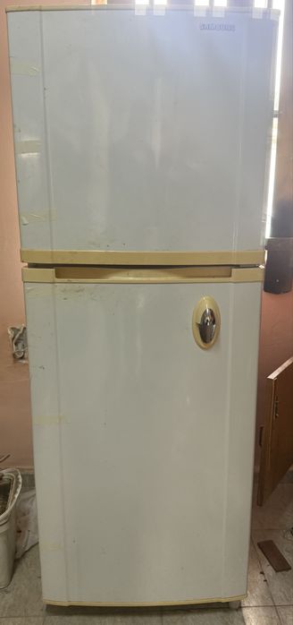 Хладилник SAMSUNG