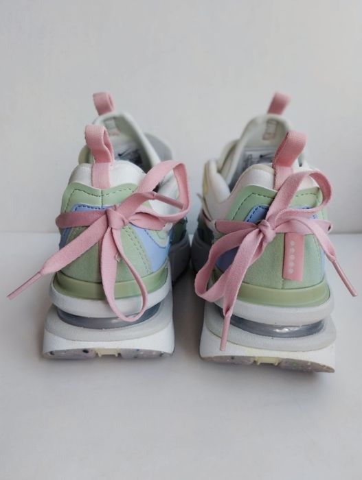 Нови Nike AIR MAX FURYOSA White//Purple Дамски Маратонки Номер 38,5