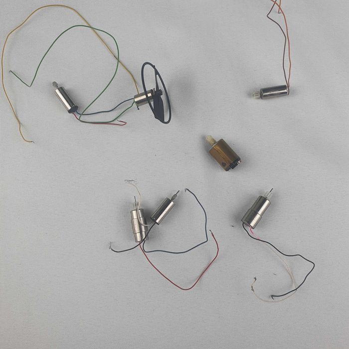 Piese RC-Stare Buna-6 buc la 100 de lei-Motor pt drone din dezmembrări