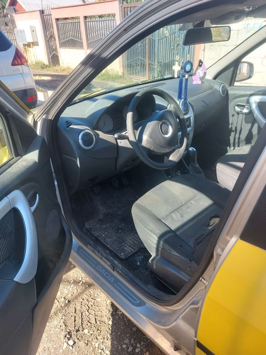 Vand dacia logan