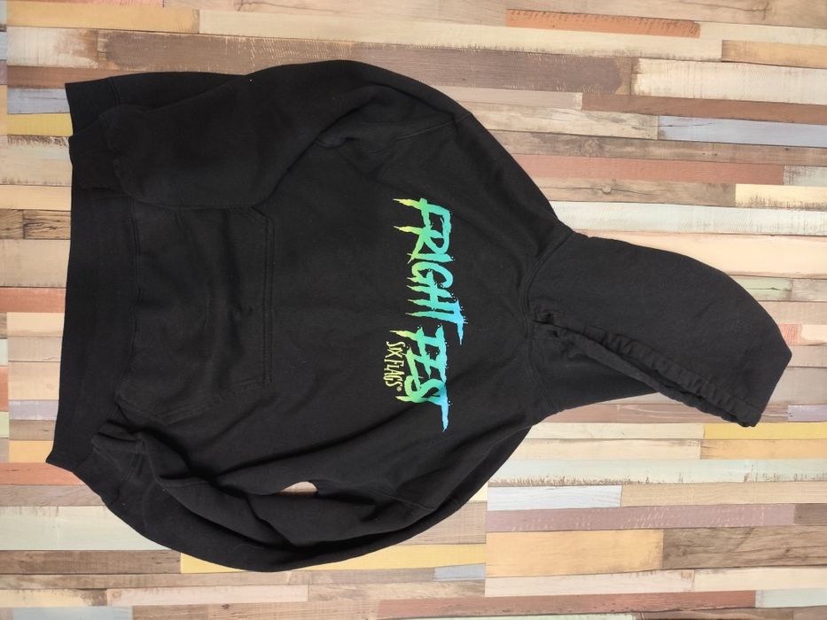 Fright fest six flags черен суитшърт