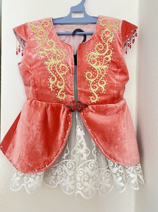 Казахский национальный костюм, жилет и юбка на 9 лет