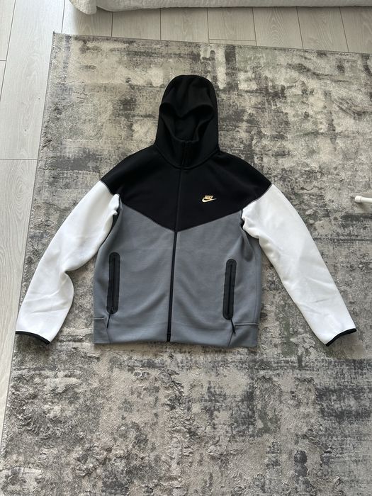 Hanorac Nike Tech Fleece Windrunner L – nou, cu bon, original