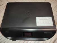 Продавам цветен мастилоструен принтер HP DeskJet Ink Advantage 5075