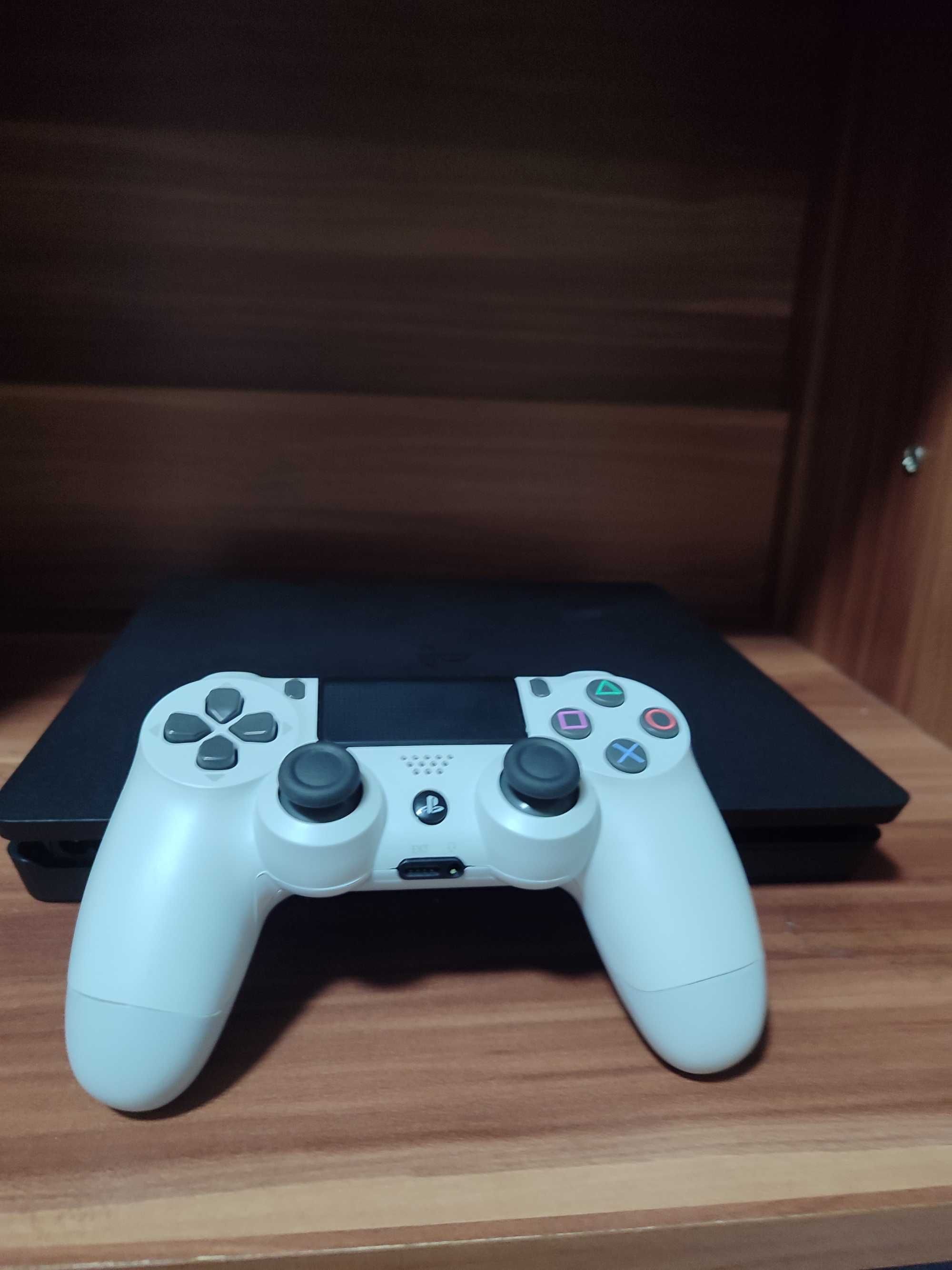 Ps4 slim de vânzare