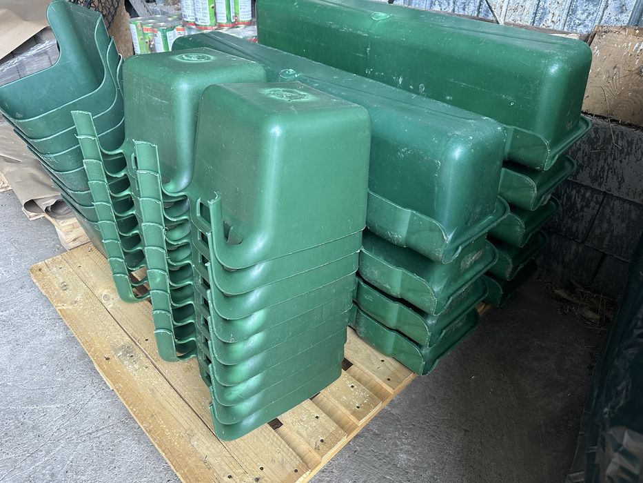 Troaca pentu furajare sau adăpare din PVC