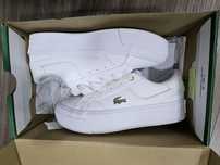 Бели кецове Lacoste