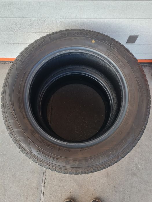 Нови всесезонни гуми 2 броя BRIDGESTONE WetherControl A005 225 60 R17