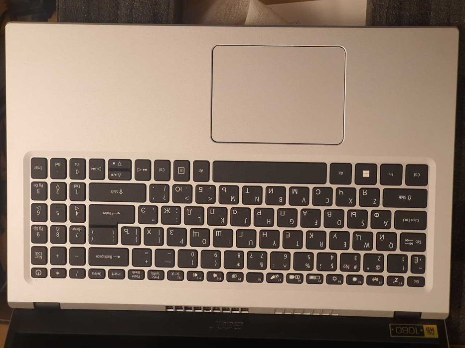 Acer aspire 3 i3 1115G4/8gb ddr4/512 ssd m2/FHD IPS