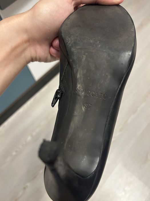 Botine elegante din piele naturală Staccato
