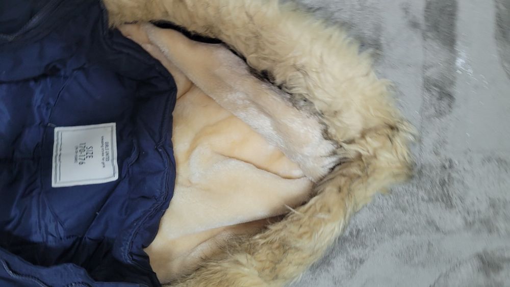 Geaca model pakka fete 170 cm plus