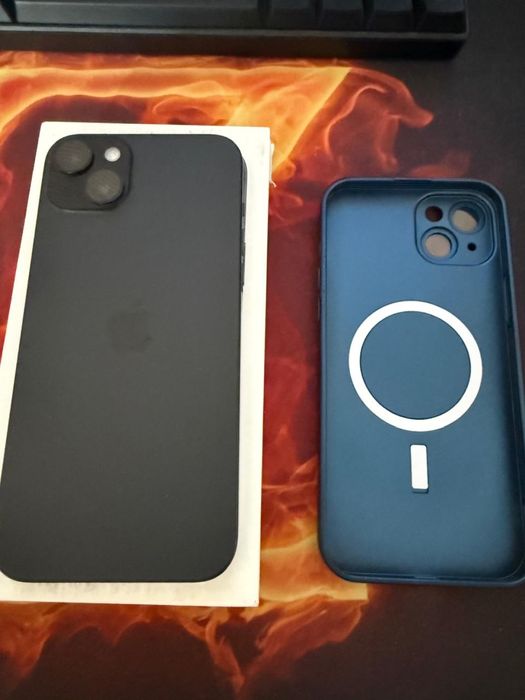 Продам Айфон 15 плюс в отличном состоянии