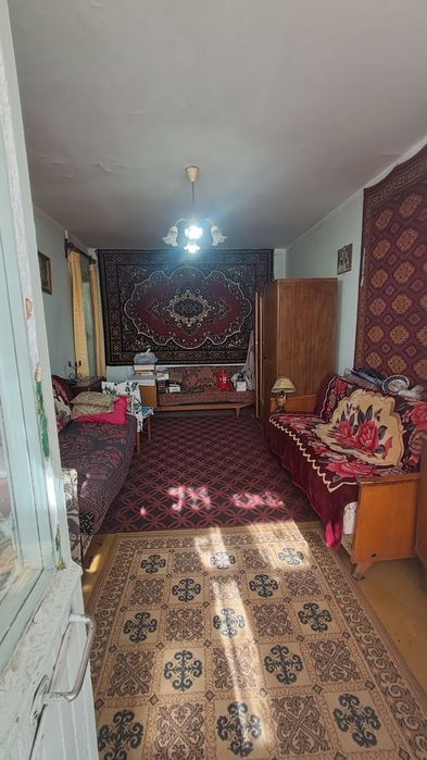 Срочно продаётся 1 комнатная квартира, микрорайон