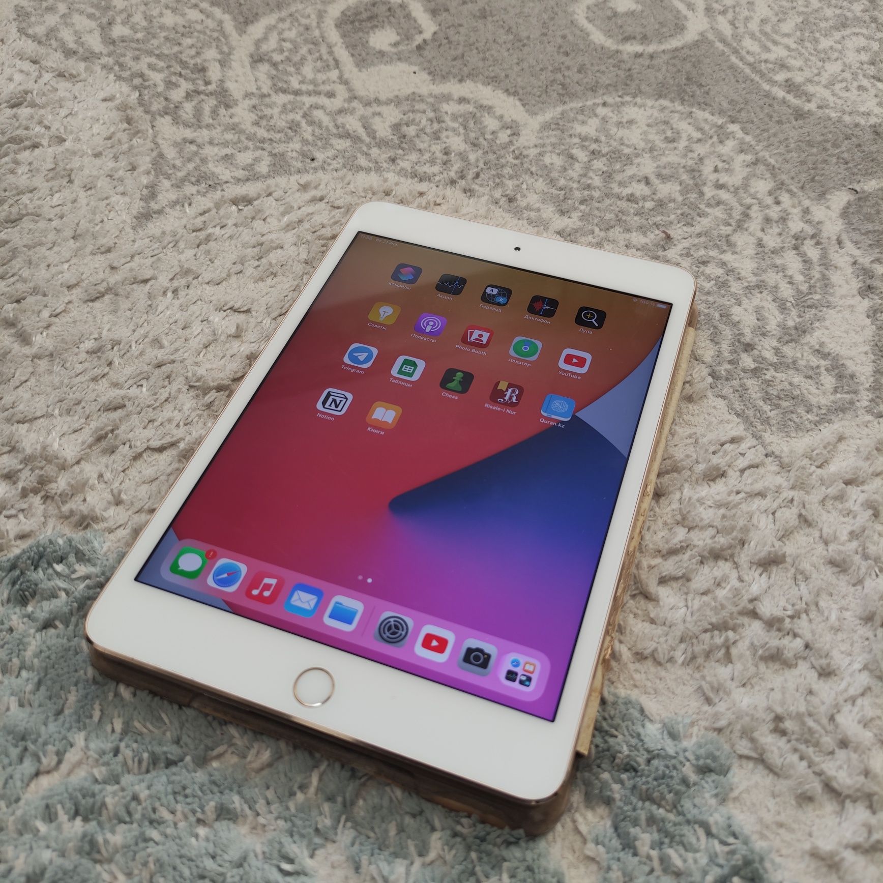 Apple iPad Mini 4+WiFi/Gold Version/Память-16GB/ЧЕХОЛ